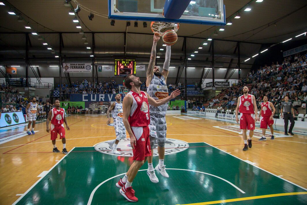 Bakery - Ferrara, uno scatto del match d'andata Bakery - Ferrara