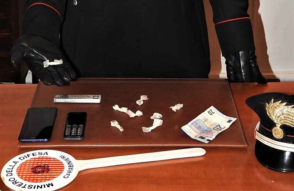 Spacciava in via Torricella