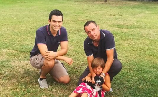 Cuccioli abbandonati nella palazzina ex Enel, lieto fine per il piccolo Bixio