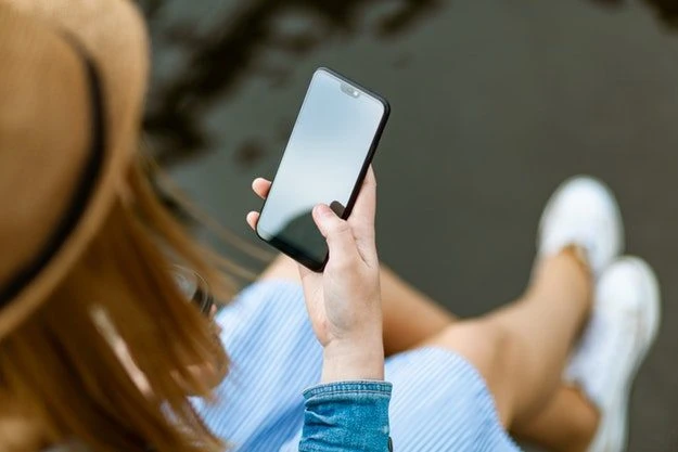 Spazio Tesla, un servizio telefonico a fianco dei cittadini: “Un supporto in questo momento difficile” – AUDIO
