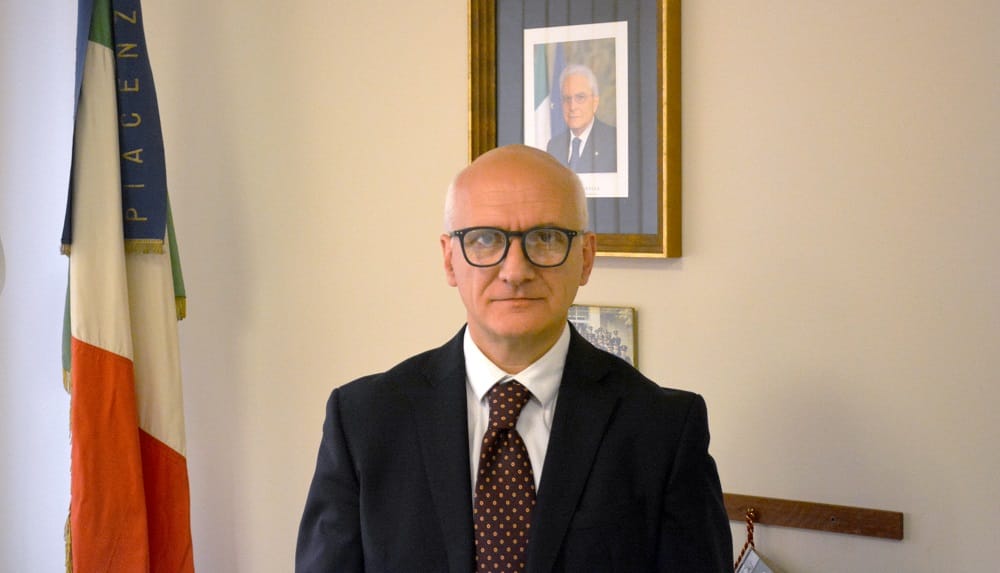 Truffe agli anziani, il Questo Guglielmino: “Segnalazioni in calo negli ultimi sei mesi, ma il numero resta elevato. Oltre il danno economico c’è quello morale”