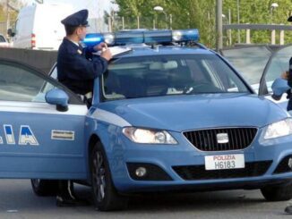 Polizia Stradale, ritirate 48 patenti per uso del cellulare durante i controlli dal 18 al 23 luglio