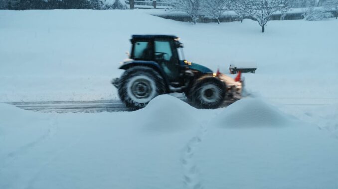 Alta Val Tidone 3 Albertini, Sindaco di Alta Val Tidone: “Pronti per la prossima nevicata, ma dobbiamo prevedere nuove risorse in bilancio”. A Ceci di Sopra spalatori in azione - AUDIO e FOTO