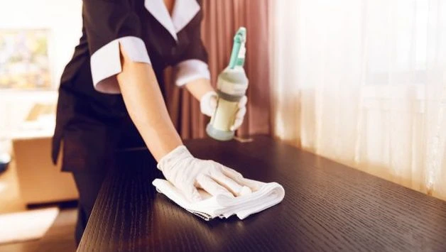 Lavoro domestico, da Assindatcolf una guida pratica alle ferie di colf e badanti nell’era Covid