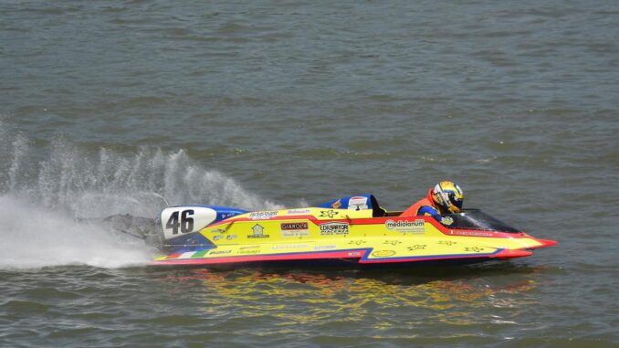 I piacentini Alex e Max Cremona in gara nella prova unica del Campionato Europeo di Motonautica a Chodziez - AUDIO I piacentini Alex e Max Cremona in gara nella prova unica del Campionato Europeo di Motonautica a Chodziez - AUDIO