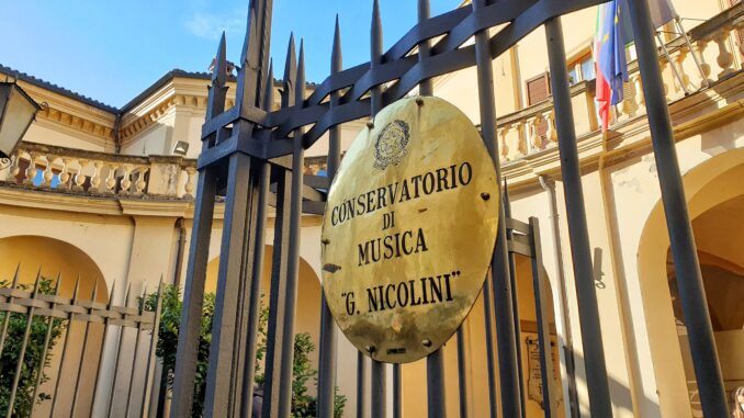 Donne e musica, l'8 marzo talk show al Conservatorio Nicolini Donne e musica, l'8 marzo talk show al Conservatorio Nicolini
