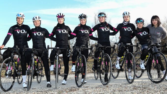 vo2 team pink