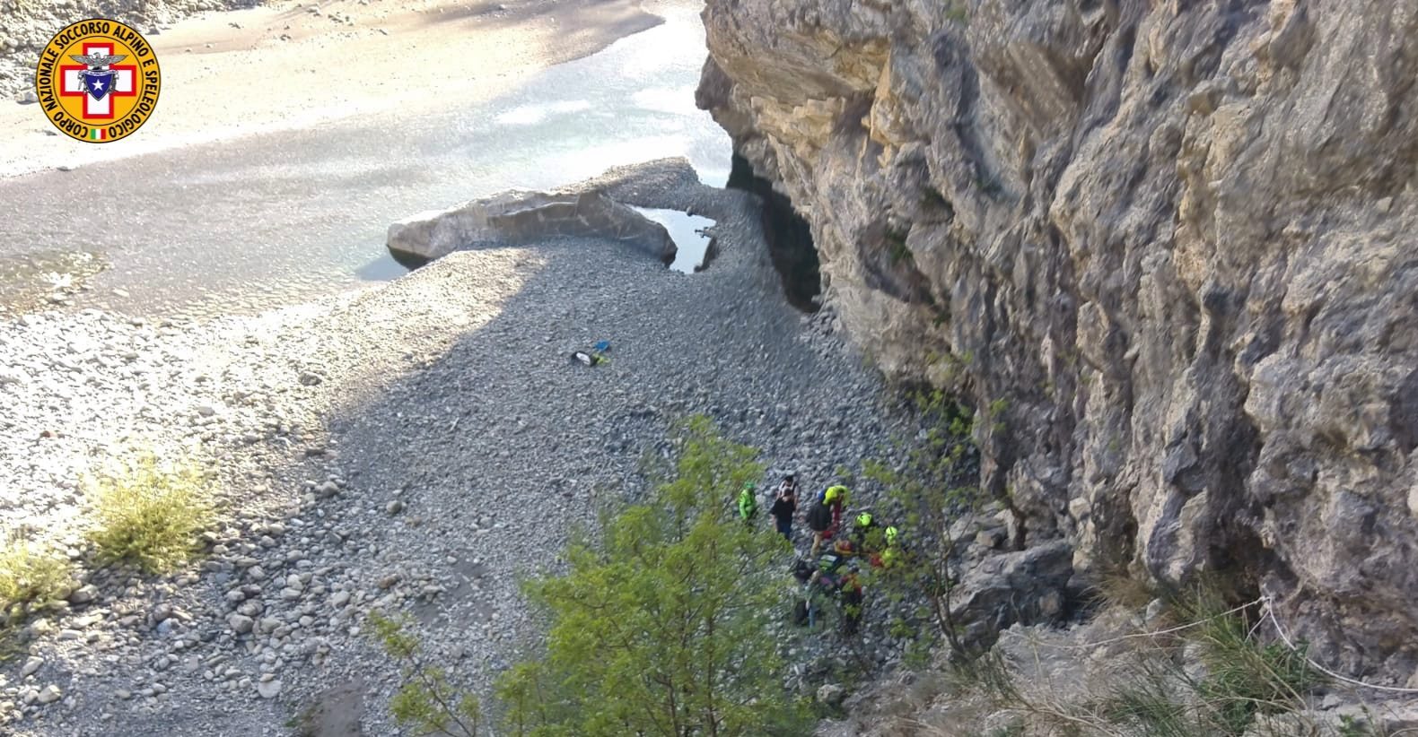 Cade da una parete durante una scalata, 61enne ferito e soccorso in ...