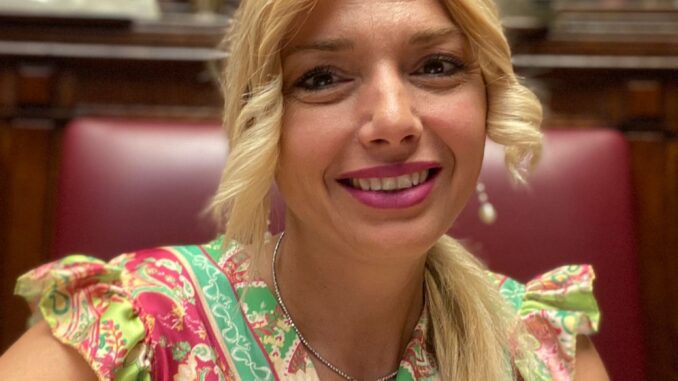 Cibi a base di insetti, la Senatrice Murelli: “Ci opponiamo, difendiamo l’agricoltura italiana” - AUDIO