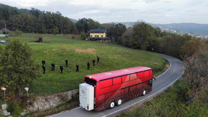 "Questo non è un autobus" teatro viaggiante contro la violenza di genere. Dal 14 novembre al 6 dicembre nel piacentino