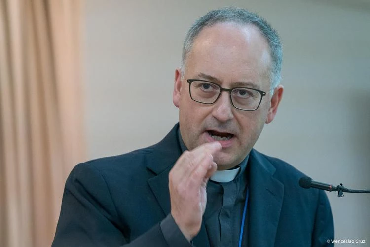 “Le parole della guerra”, il direttore di Civiltà Cattolica Antonio Spadaro ospite di Cives
