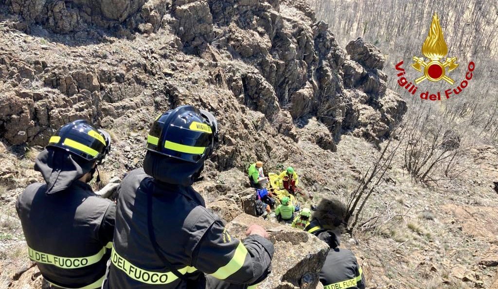 Escursionista cade in un dirupo per circa trenta metri, tragedia alla ...