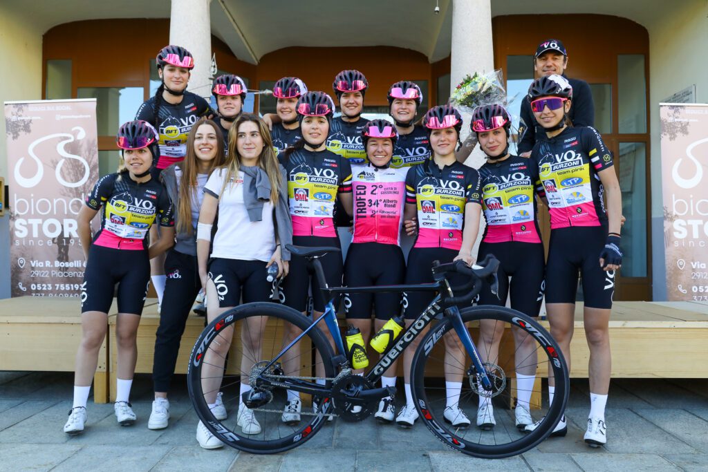 vo2 team pink