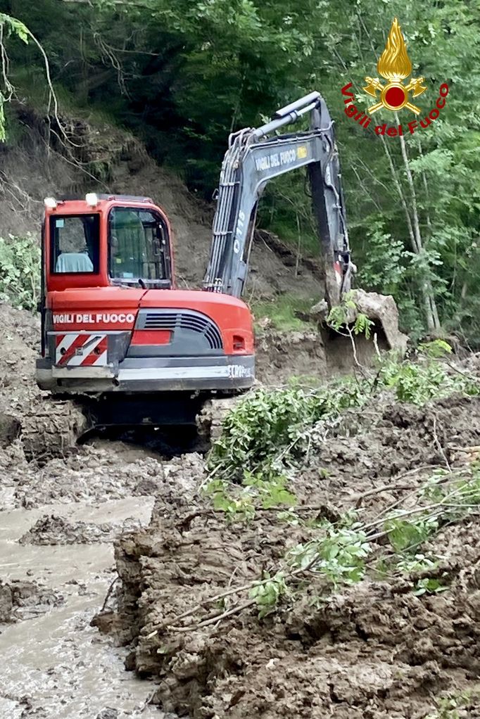 vigili del fuoco alluvione 