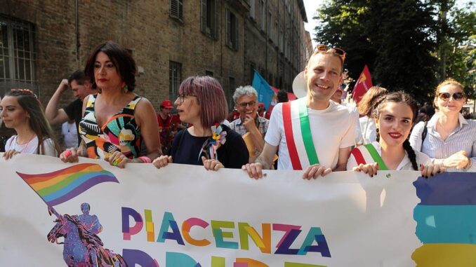 Registrazione figlia di due mamme Sarmato