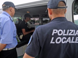 Controlli delle forze dell’ordine alle attività tra la stazione e via Colombo, numerose le sanzioni