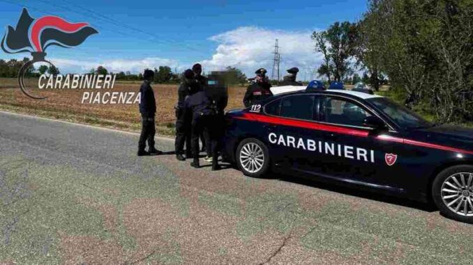 Giro-di-spaccio-tra-i-campi-di-Borgonovo-scatta-il-blitz-dei-carabinieri-due-arresti-soldi-e-droga-sequestrati