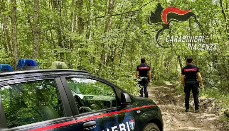 Disperso nei boschi dell’Alta Val Nure mentre cerca funghi, 76enne tratto in salvo dai carabinieri forestali