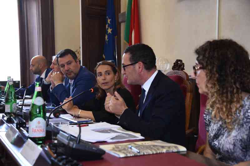 Polo del ferro ministro Salvini