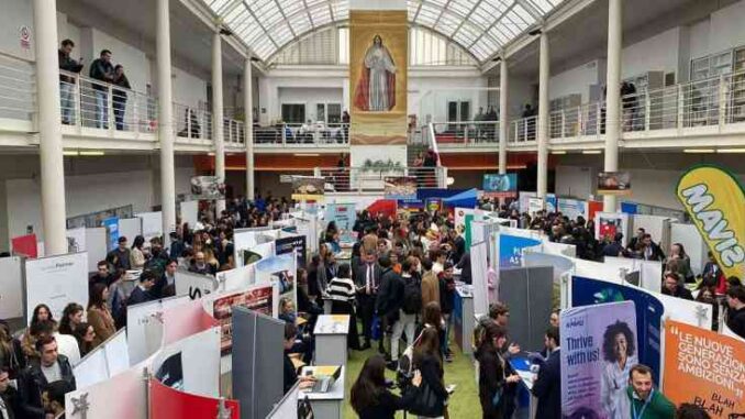 Career-Day-2024-in-Cattolica-100-realta-presenti-per-farsi-conoscere-e-acquisire-talenti