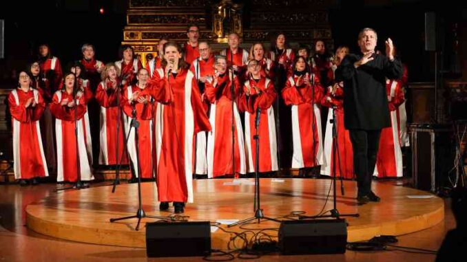 Auguri-in-musica-successo-a-Reggio-Emilia