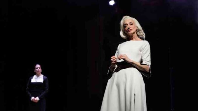 Drusilla Foer al Teatro Municipale di Piacenza