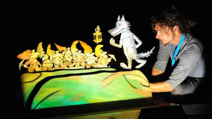 Teatro-gioco-vita-2-premiato-mentre-e-in-tour-in-Francia