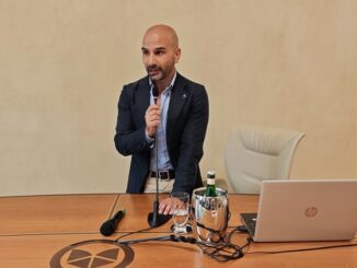 l-cavalier-Malosso-collante-artistico-tra-le-citta-di-Piacenza-e-Cremona-Giornata-Arisi-al-PalabancaEventi