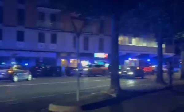 Maxi rissa al Cheope, feriti anche alcuni manifestanti dopo il sit-in sulla sicurezza: “Aggrediti in un agguato”. Le indagini proseguono