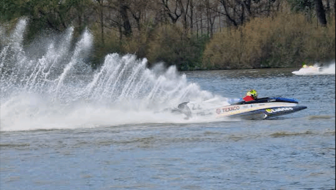 Motonautica, le condizioni del Po fermano la F2