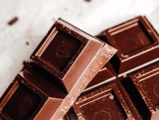 Cosa mangiare per essere felici Monica Maj