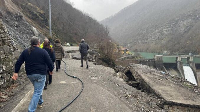 Val d'Aveto, un ponte provvisorio sulla Provinciale