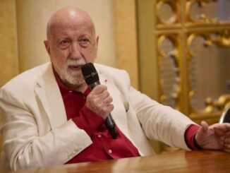 14 dicembre Prima di andare in scena”