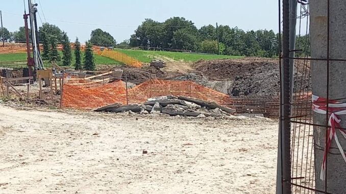 Costruzione della villa a Costa Chiappona