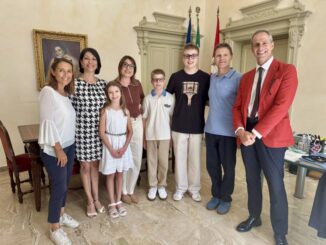 la sindaca incontra la ballerina piacentina Maria Ginevra Veca