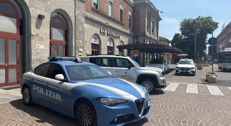 Gli negano una birra, 28enne minaccia i clienti