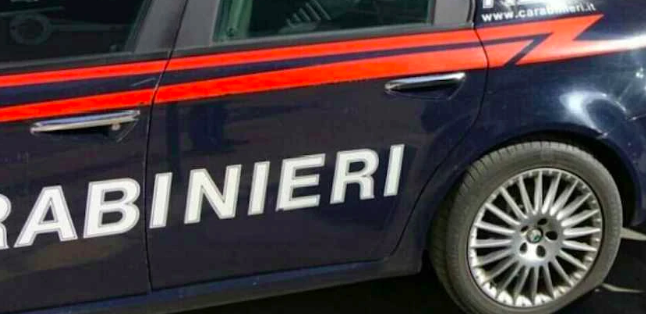 Rissa tra gruppi in via Pozzo