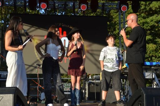 All'Arena Daturi l'abbraccio di Piacenza a Radio Sound, cinquant'anni a fianco della città tra intrattenimento e informazione FOTO
