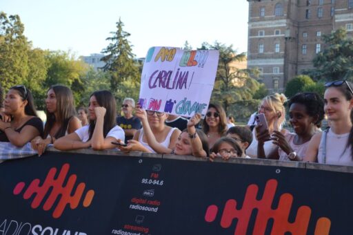 All'Arena Daturi l'abbraccio di Piacenza a Radio Sound, cinquant'anni a fianco della città tra intrattenimento e informazione FOTO