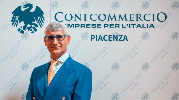 Casa, bollette e carburanti pesano sui bilanci delle famiglie, Chiappa (Confcommercio): "Meno risorse per i consumi"