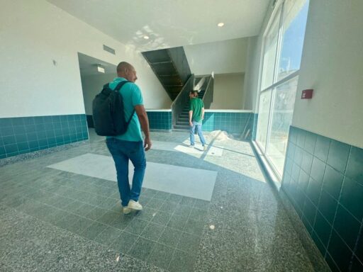 Ex Manifattura Tabacchi, sopralluogo nel cantiere della nuova scuola: "Proseguono le ultime attività in vista del nuovo anno scolastico"