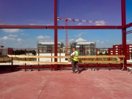 Ex Manifattura Tabacchi, sopralluogo nel cantiere della nuova scuola: "Proseguono le ultime attività in vista del nuovo anno scolastico"