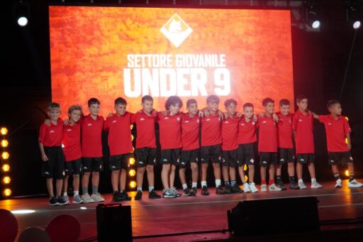 Si alza il sipario in Piazza Cavalli, presentata la nuova stagione del Piacenza Calcio, inizia la corsa alla C