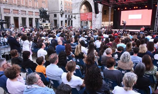 Al via il Festival del Pensare Contemporaneo, insieme per dare risposte alle incertezze del presente: "Non si può attraversare da soli il mondo" AUDIO e FOTO