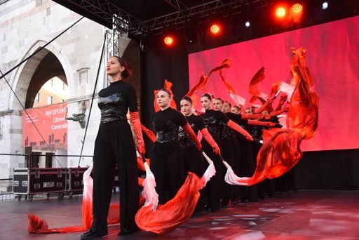 Al via il Festival del Pensare Contemporaneo, insieme per dare risposte alle incertezze del presente: "Non si può attraversare da soli il mondo" AUDIO e FOTO