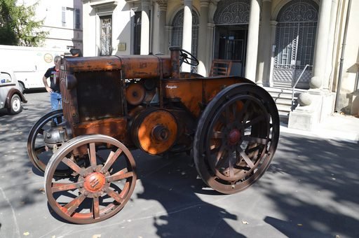Alla Giornata Nazionale del Veicolo d'epoca si celebrano mezzi storici e una storia tutta piacentina