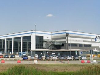 Auto dei dipendenti danneggiate dalla grandine nel parcheggio Amazon, dall'azienda contributo di 863 euro ai lavoratori
