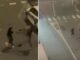 Calci e pugni in mezzo alla strada, rissa in viale Dante VIDEO