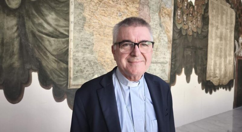 Cena in famiglia, monsignor Cevolotto: "Piazza Duomo torni a essere di tutti, non sia vissuta solo in occasioni straordinarie"