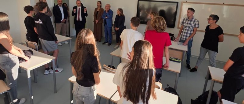 Ex Manifattura Tabacchi, suona la prima campanella nella nuova scuola. Tarasconi: "Una grande emozione, Piacenza torna ad aprire una scuola dopo tantissimo tempo"